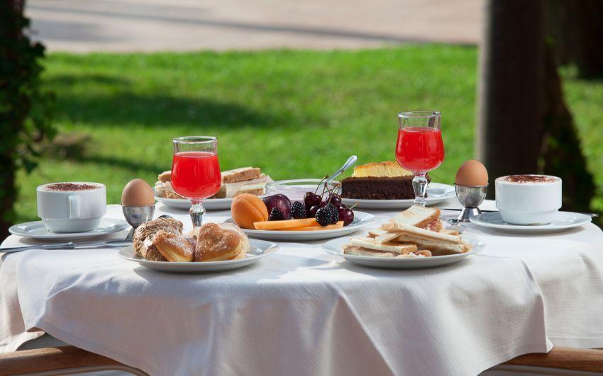 Hotel Imperiale Мілано-Маріттіма Екстер'єр фото